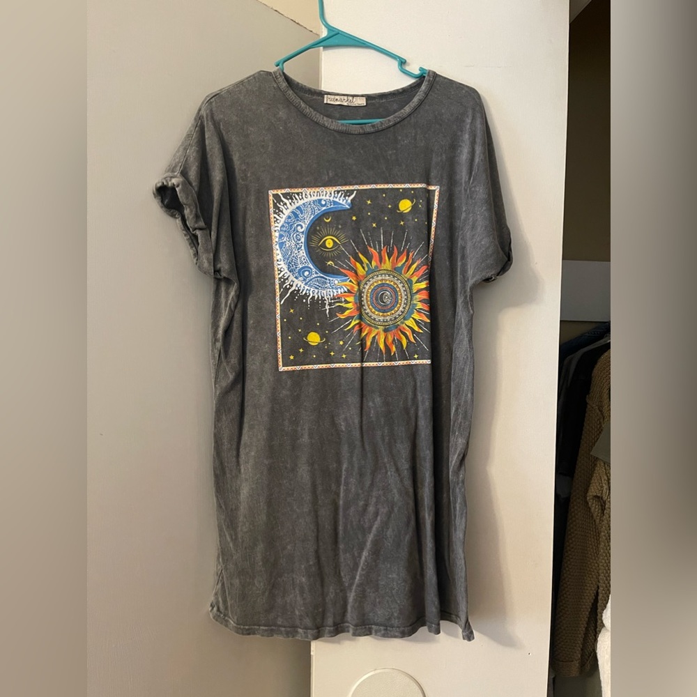 T-shirt dress